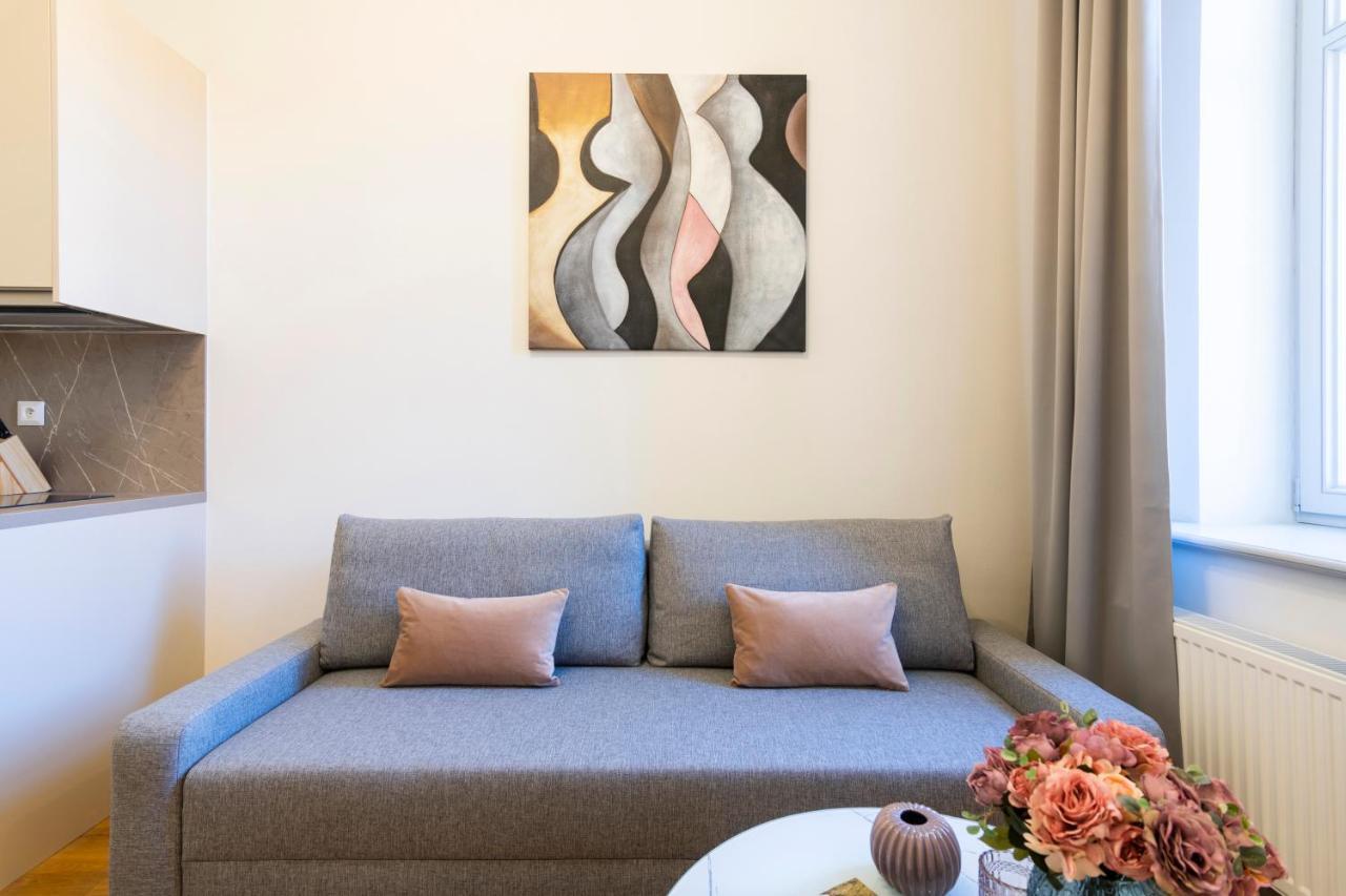 Hidden Art Boutique By Dwellfort Apartahotel 4*